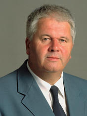 Präsident der Bundesanstalt Technisches Hilfswerk: Dr. Albrecht Broemme